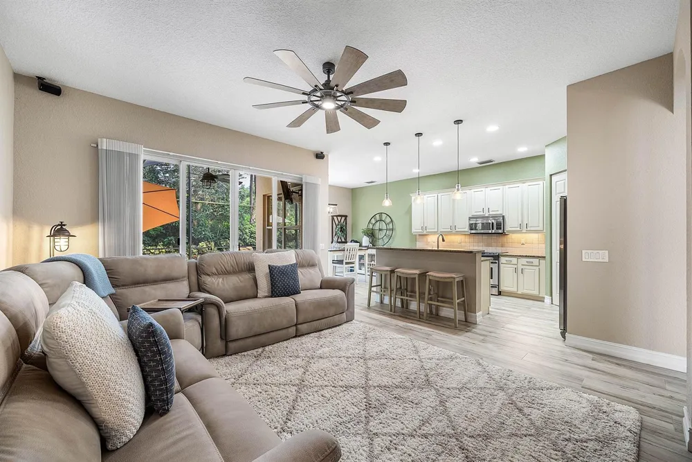 8564 BREEZY OAK WAY Boynton Beach, FL 33473