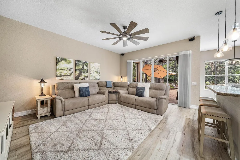 8564 BREEZY OAK WAY Boynton Beach, FL 33473