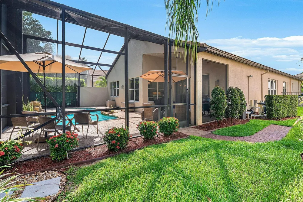 8564 BREEZY OAK WAY Boynton Beach, FL 33473
