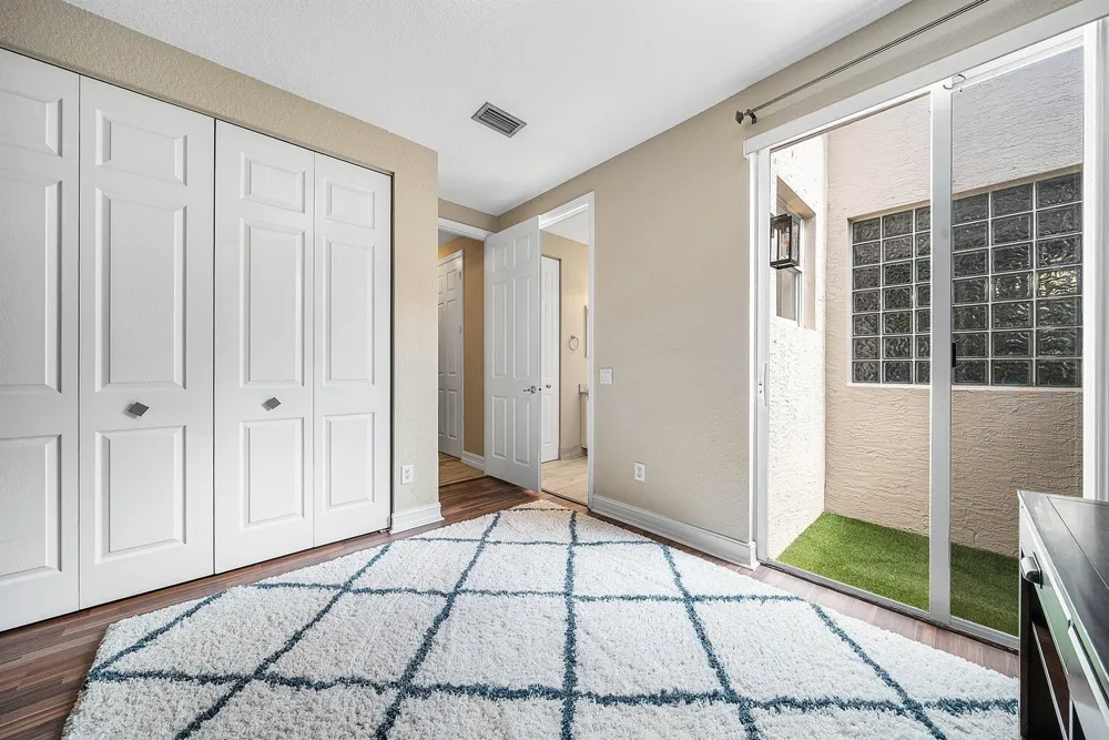 8564 BREEZY OAK WAY Boynton Beach, FL 33473