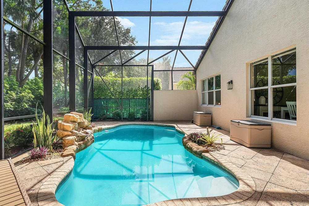 8564 BREEZY OAK WAY Boynton Beach, FL 33473