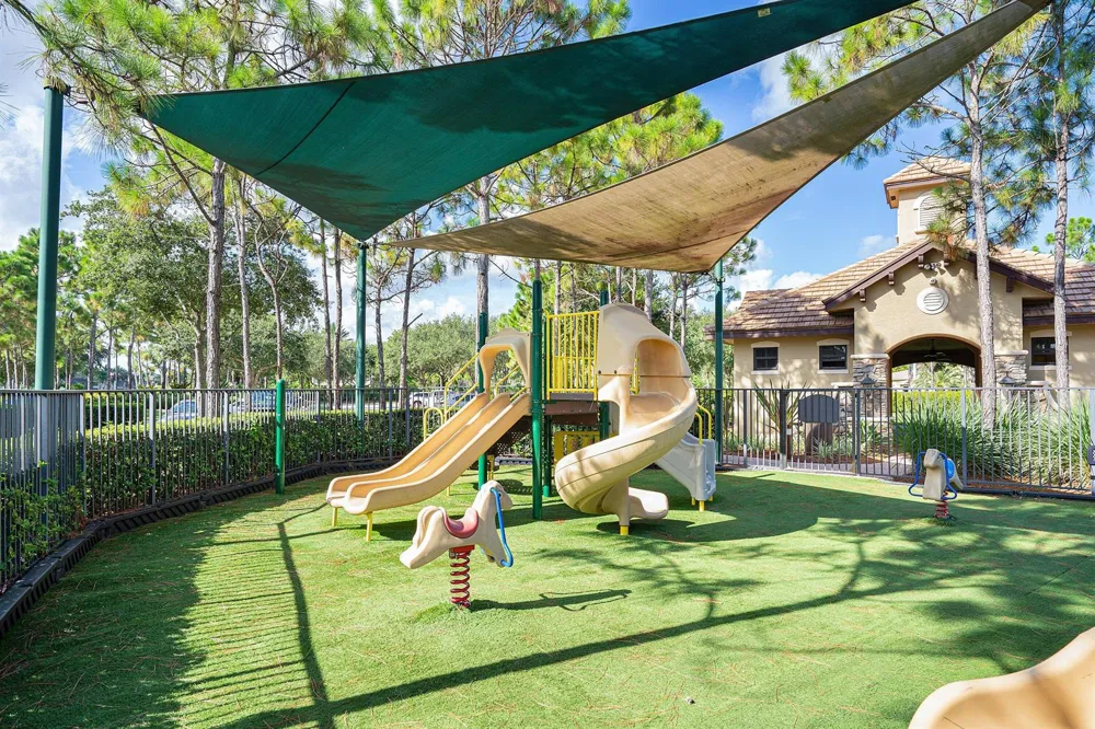 8564 BREEZY OAK WAY Boynton Beach, FL 33473