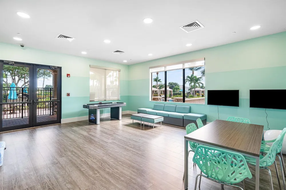 8564 BREEZY OAK WAY Boynton Beach, FL 33473