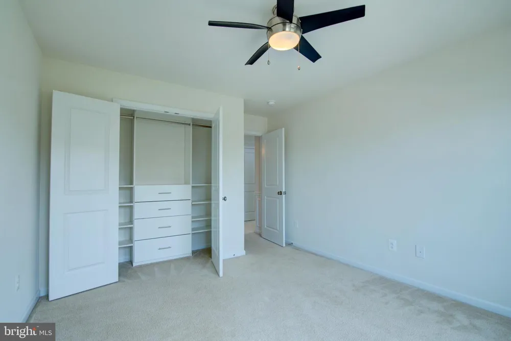 42262 KNOTTY OAK TERRACE Brambleton, VA 20148