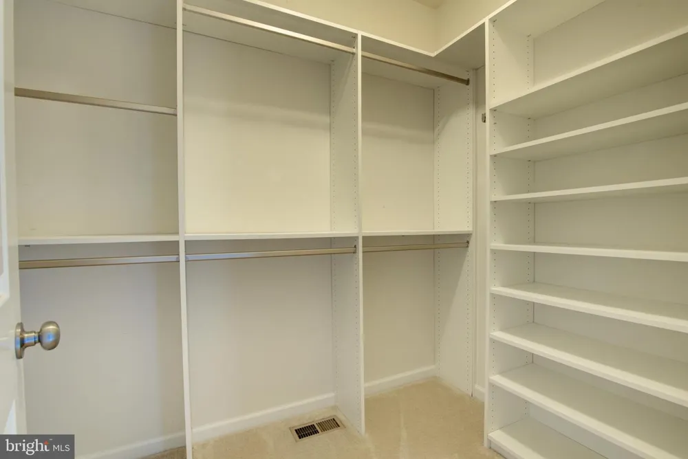 42262 KNOTTY OAK TERRACE Brambleton, VA 20148