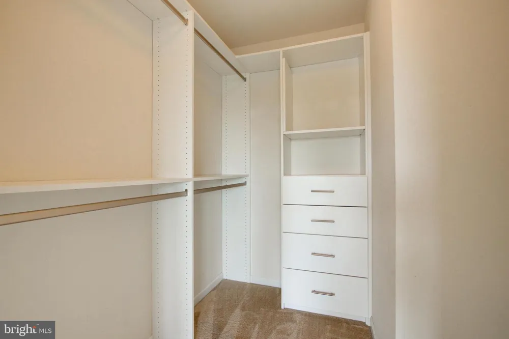 42262 KNOTTY OAK TERRACE Brambleton, VA 20148