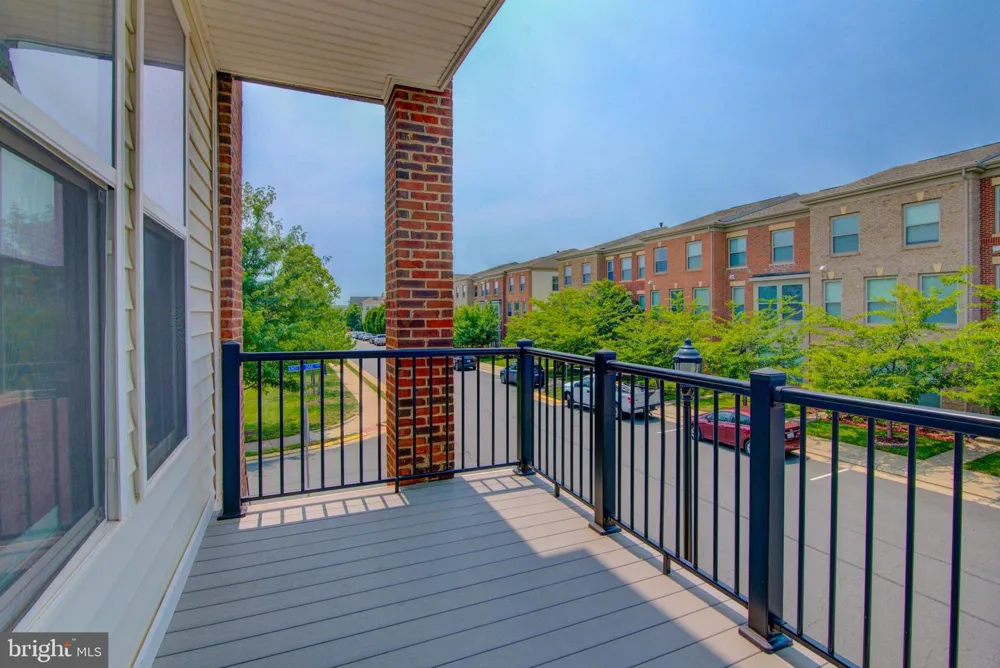 42262 KNOTTY OAK TERRACE Brambleton, VA 20148