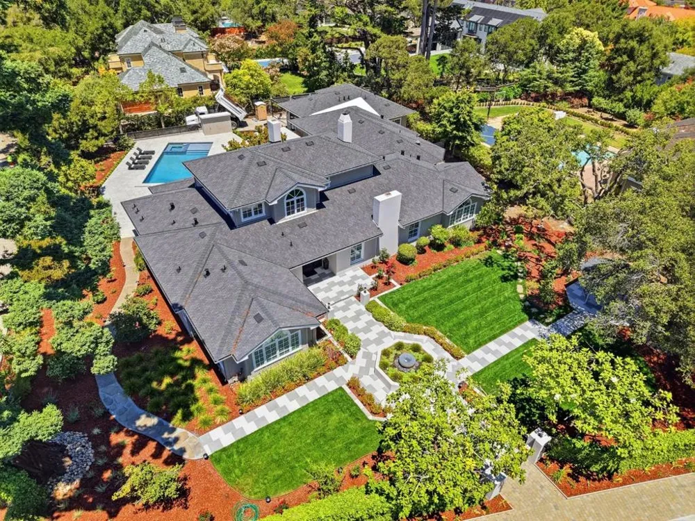 280 Uplands Drive Hillsborough, CA 94010