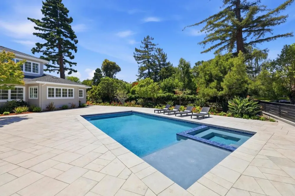 280 Uplands Drive Hillsborough, CA 94010