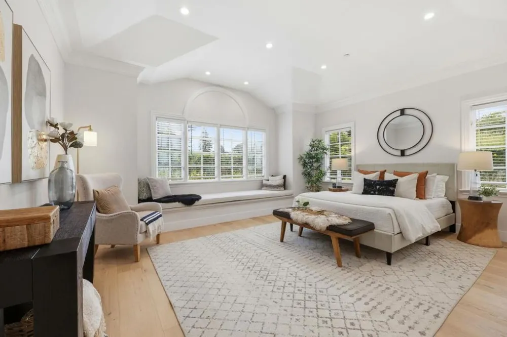 280 Uplands Drive Hillsborough, CA 94010