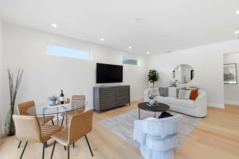 280 Uplands Drive Hillsborough, CA 94010