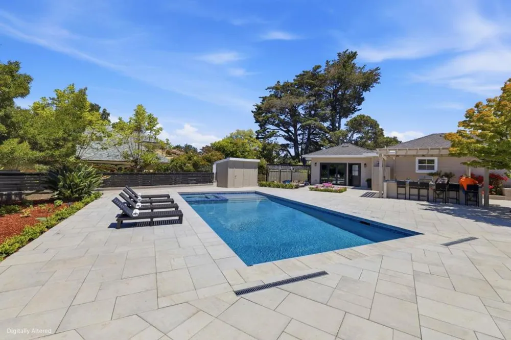 280 Uplands Drive Hillsborough, CA 94010