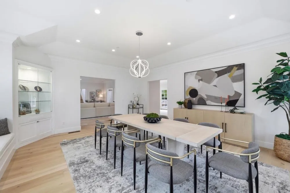 280 Uplands Drive Hillsborough, CA 94010