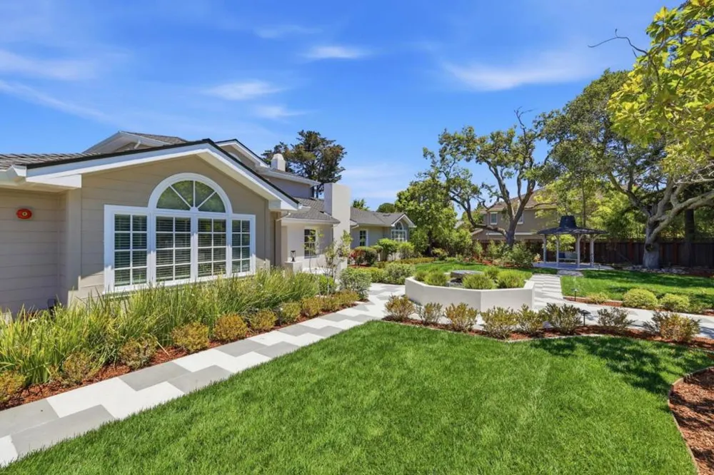 280 Uplands Drive Hillsborough, CA 94010