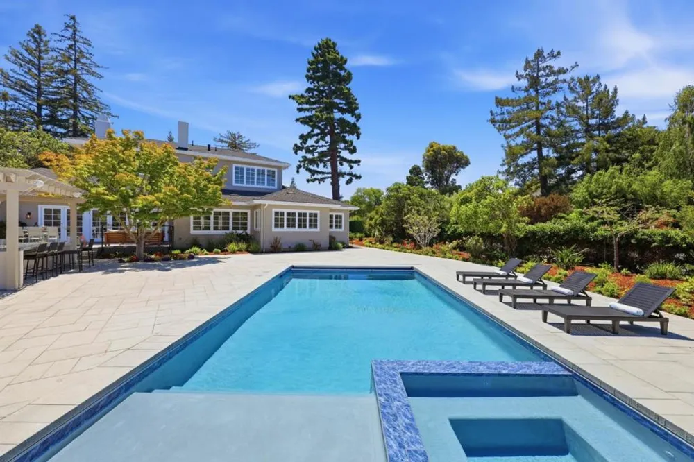 280 Uplands Drive Hillsborough, CA 94010