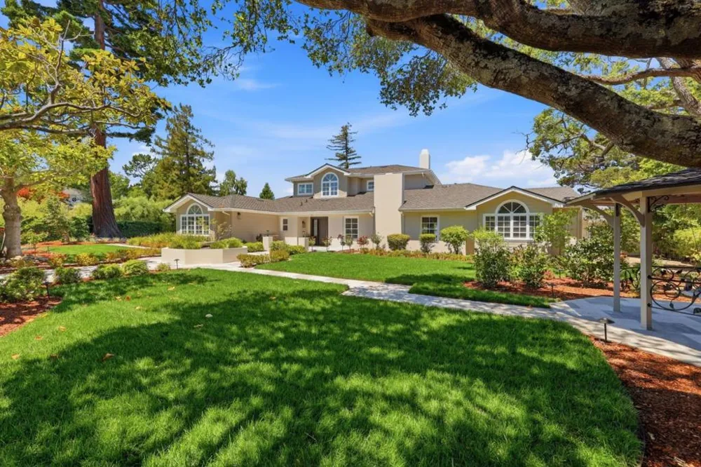 280 Uplands Drive Hillsborough, CA 94010