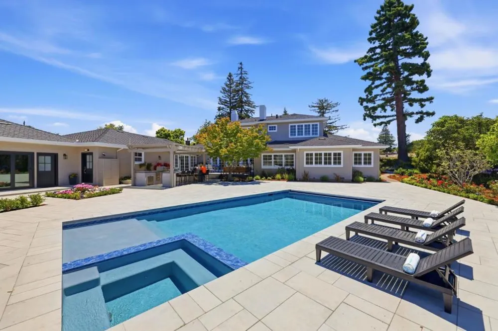 280 Uplands Drive Hillsborough, CA 94010