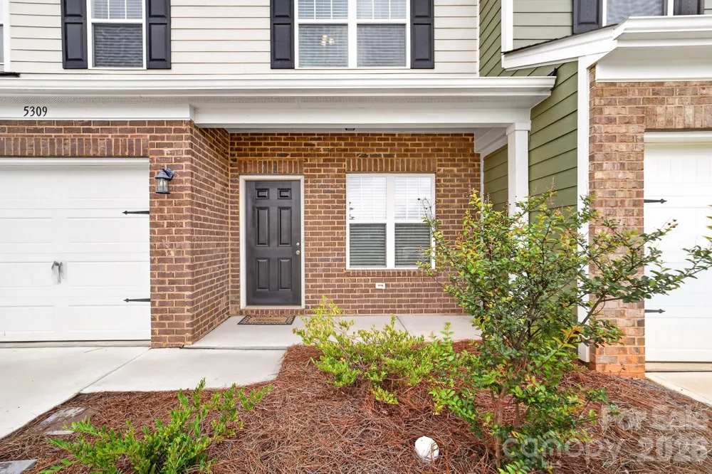 5309 Cherrie Kate Court Stanley, NC 28164