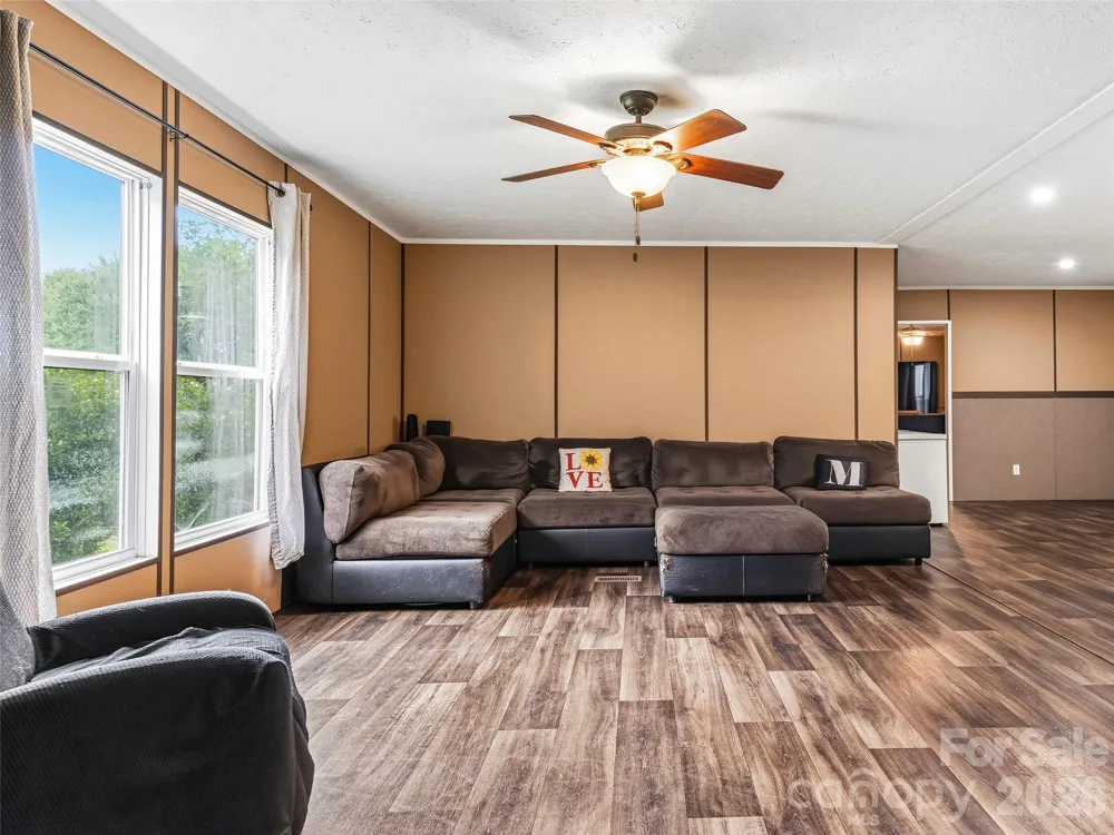 395 Old US 19 23 Highway Candler, NC 28715
