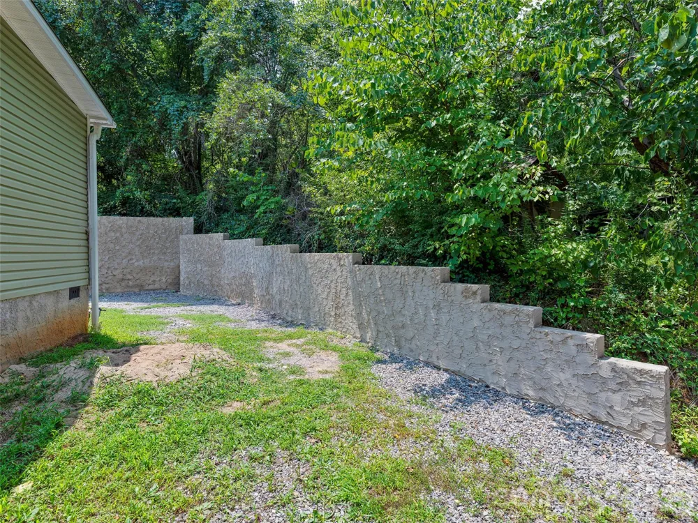 395 Old US 19 23 Highway Candler, NC 28715