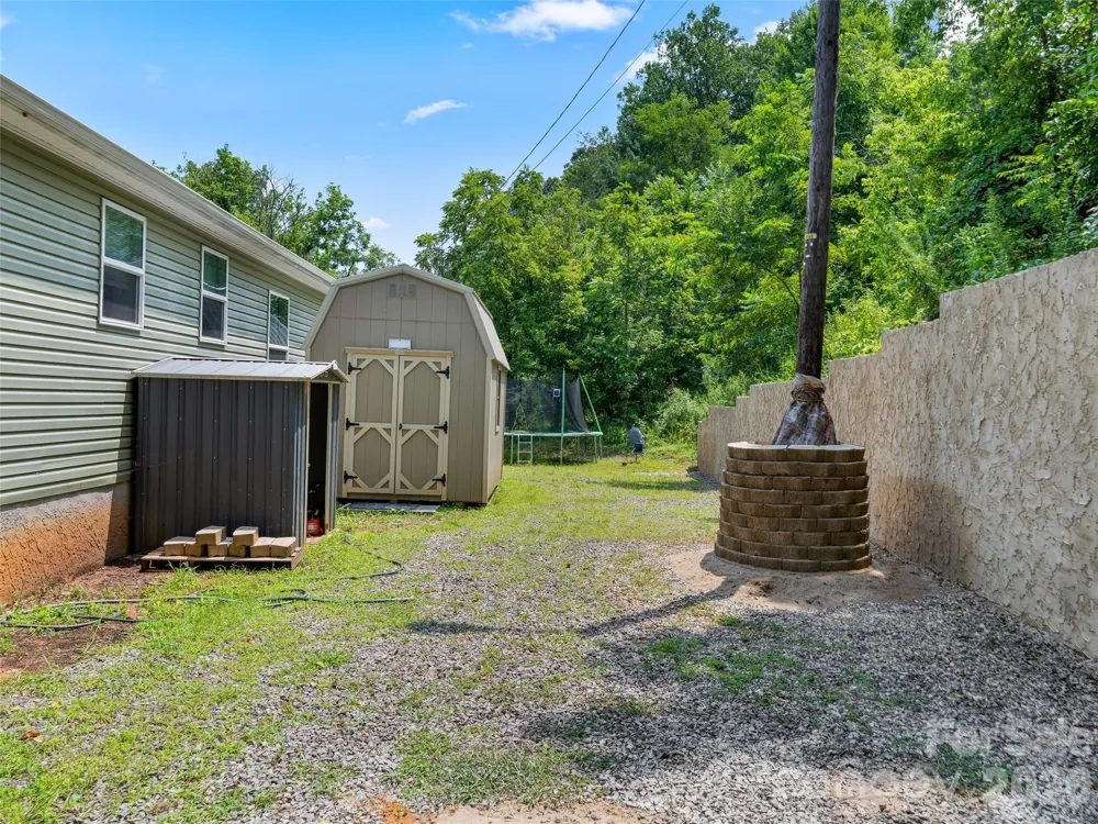 395 Old US 19 23 Highway Candler, NC 28715