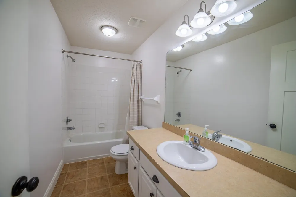 9499 Gander Lane Minnetrista, MN 55375