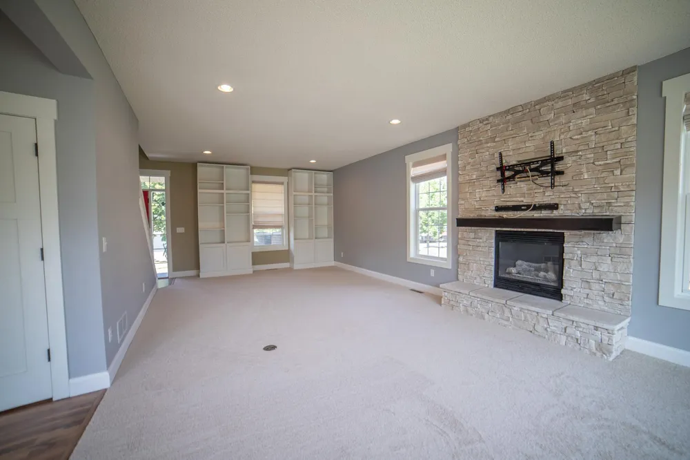 9499 Gander Lane Minnetrista, MN 55375