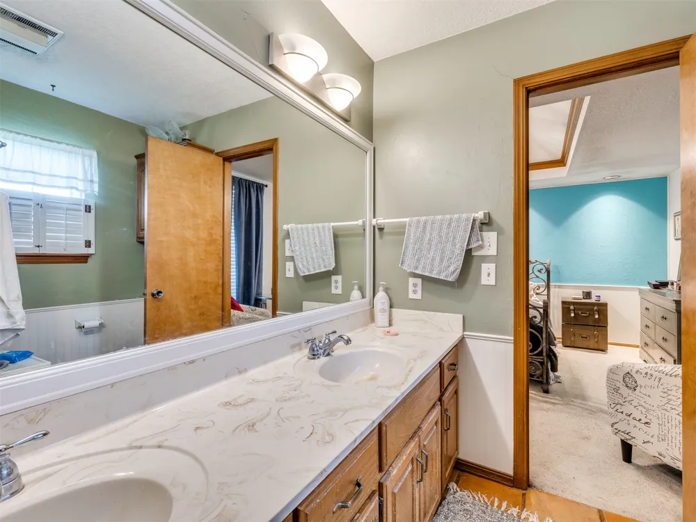 164 Fox Run Circle Jenks, OK 74037