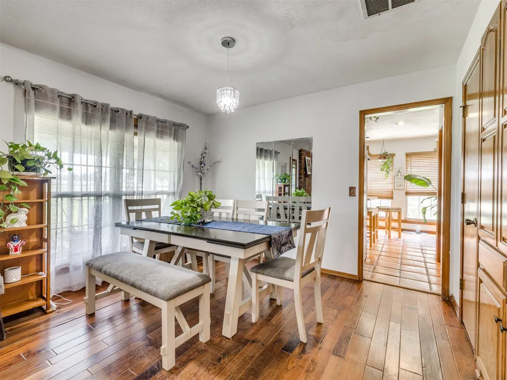 164 Fox Run Circle Jenks, OK 74037