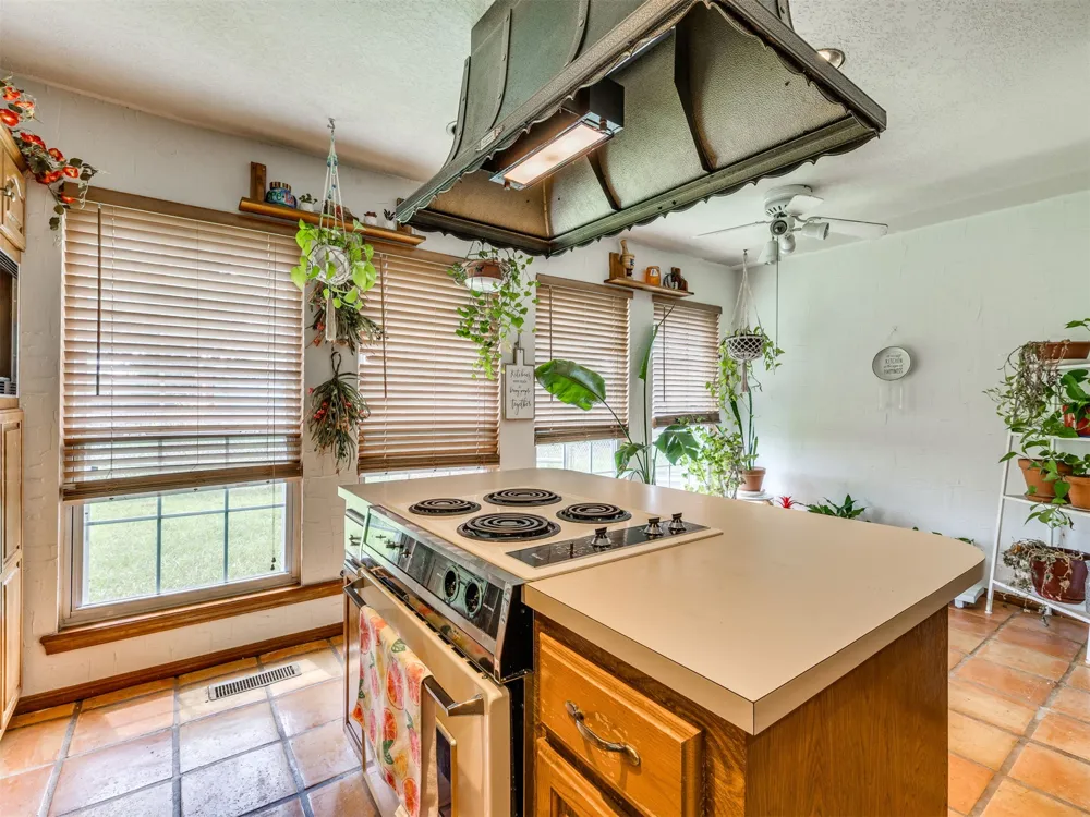 164 Fox Run Circle Jenks, OK 74037