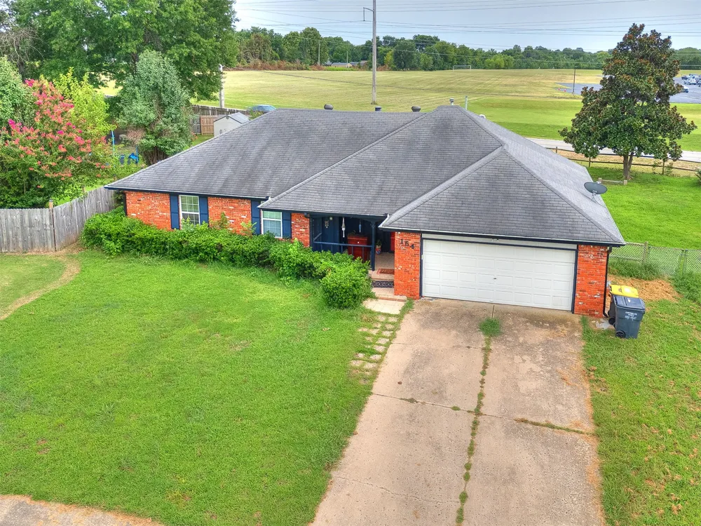 164 Fox Run Circle Jenks, OK 74037