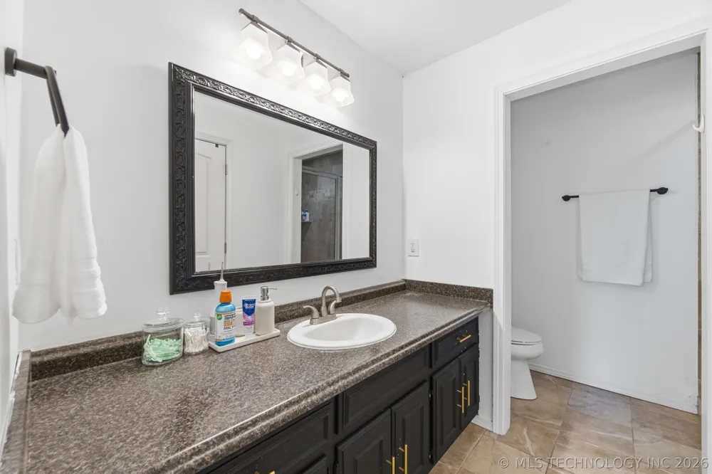 5119 Lynn Road Bartlesville, OK 74006