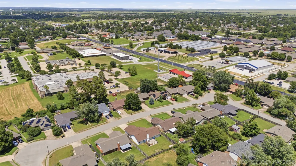 5119 Lynn Road Bartlesville, OK 74006