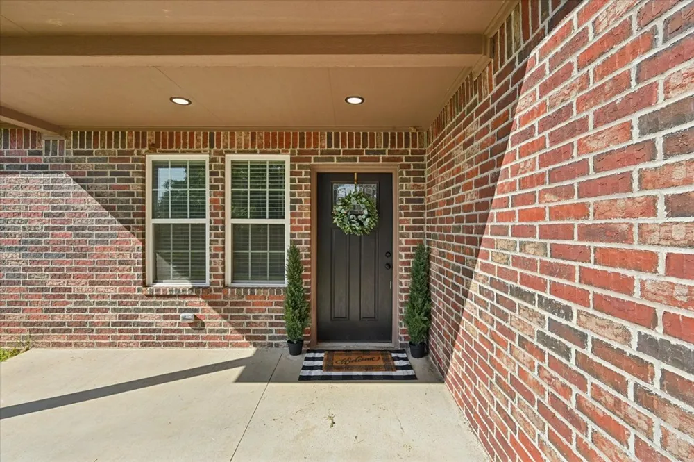 800 Grand Place Mannford, OK 74044