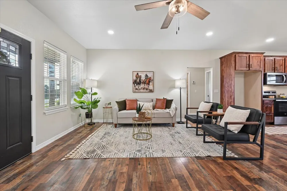 800 Grand Place Mannford, OK 74044