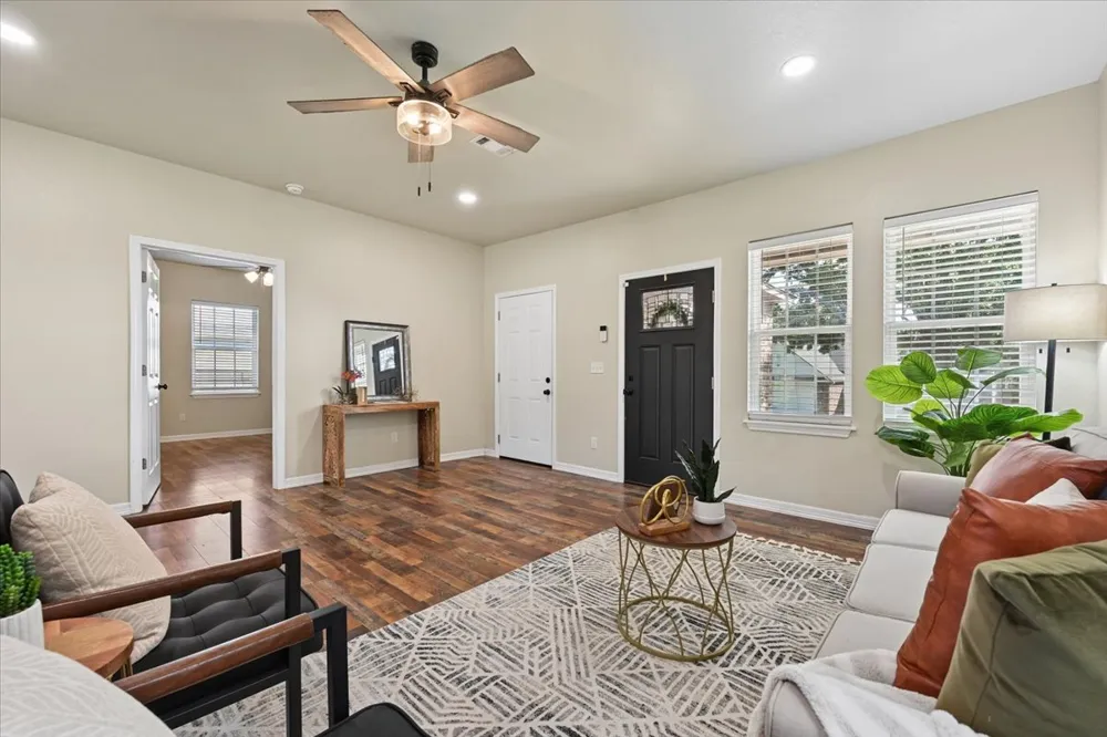 800 Grand Place Mannford, OK 74044
