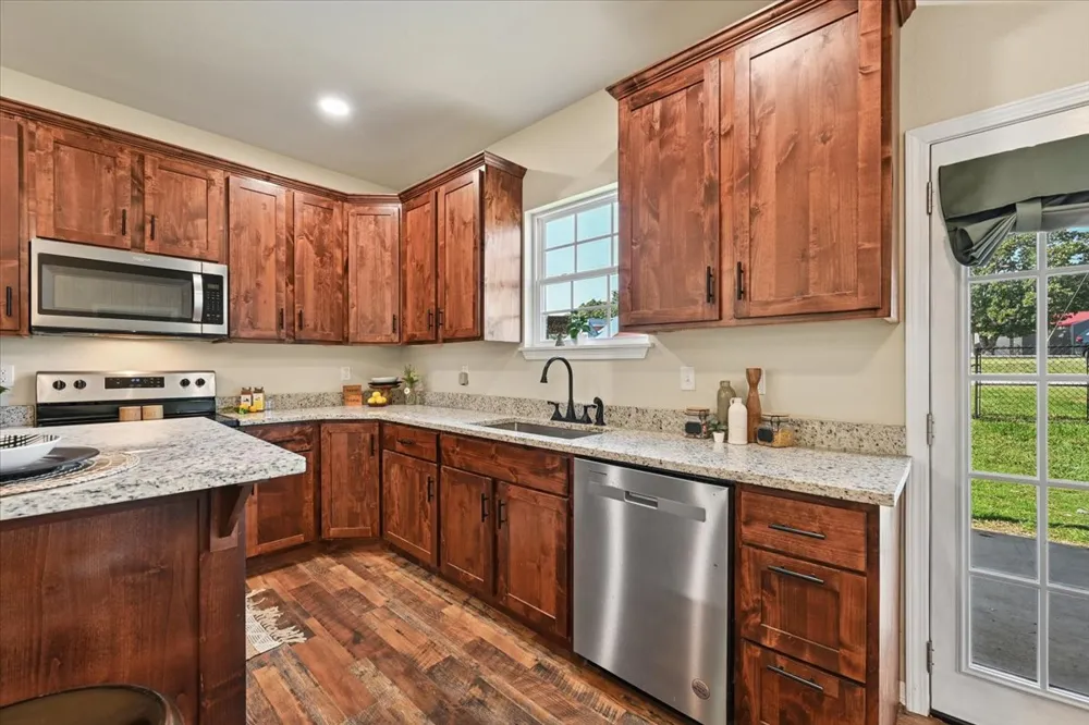 800 Grand Place Mannford, OK 74044