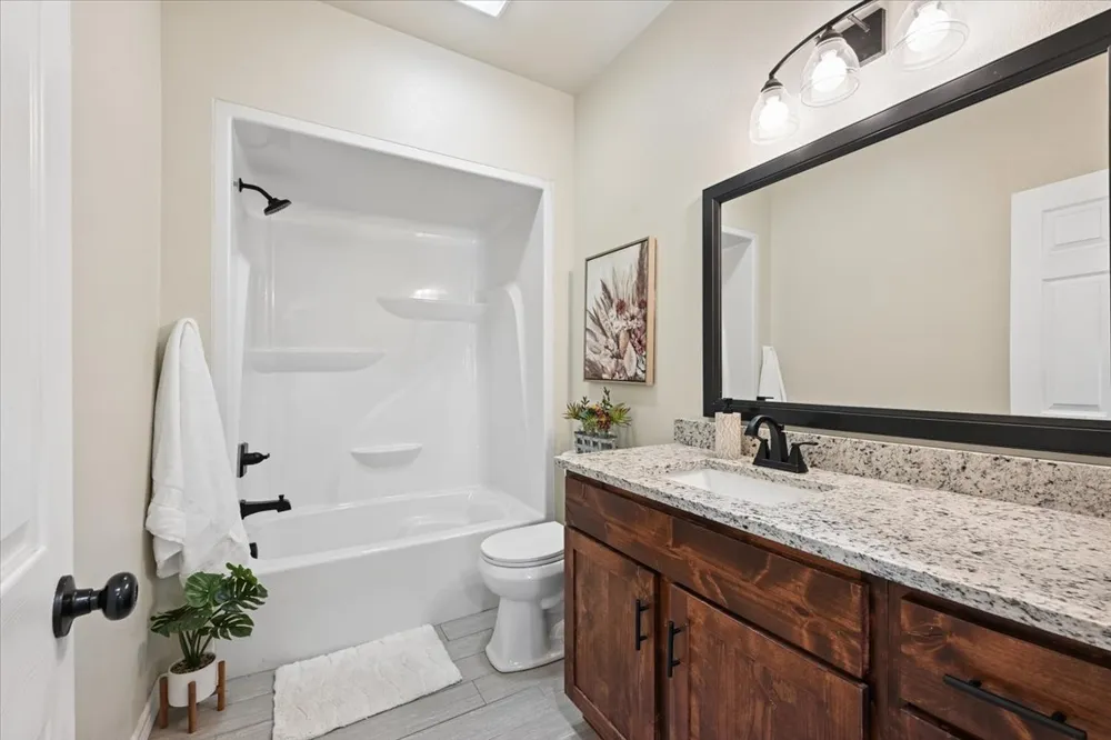 800 Grand Place Mannford, OK 74044