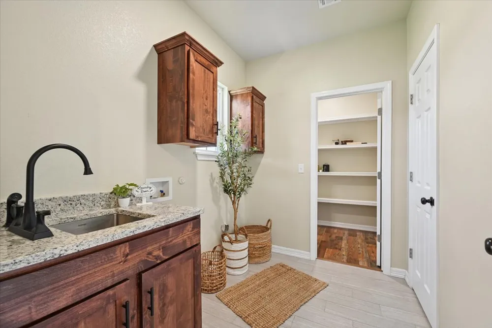 800 Grand Place Mannford, OK 74044