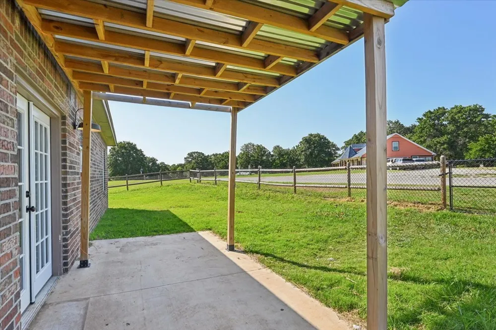 800 Grand Place Mannford, OK 74044