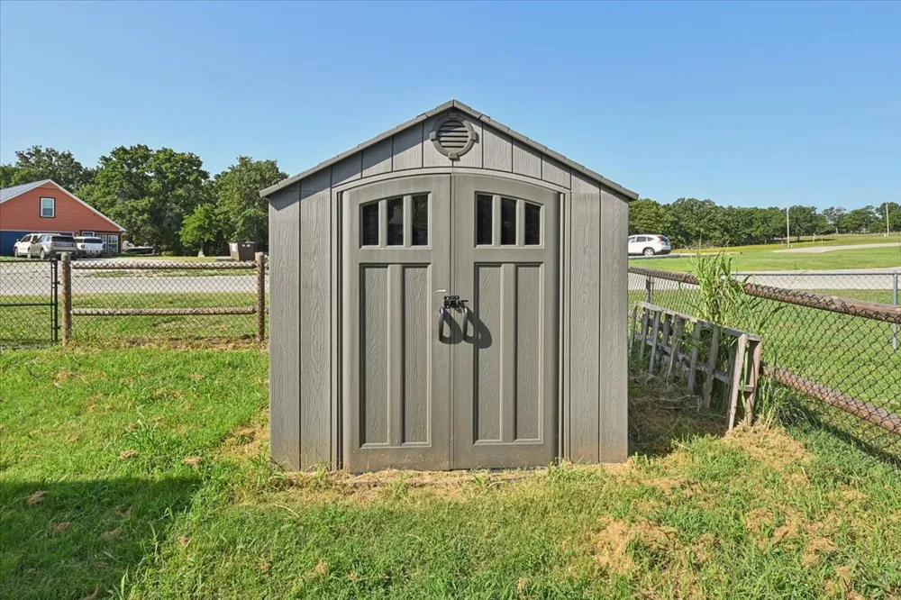 800 Grand Place Mannford, OK 74044