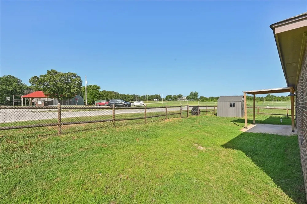 800 Grand Place Mannford, OK 74044
