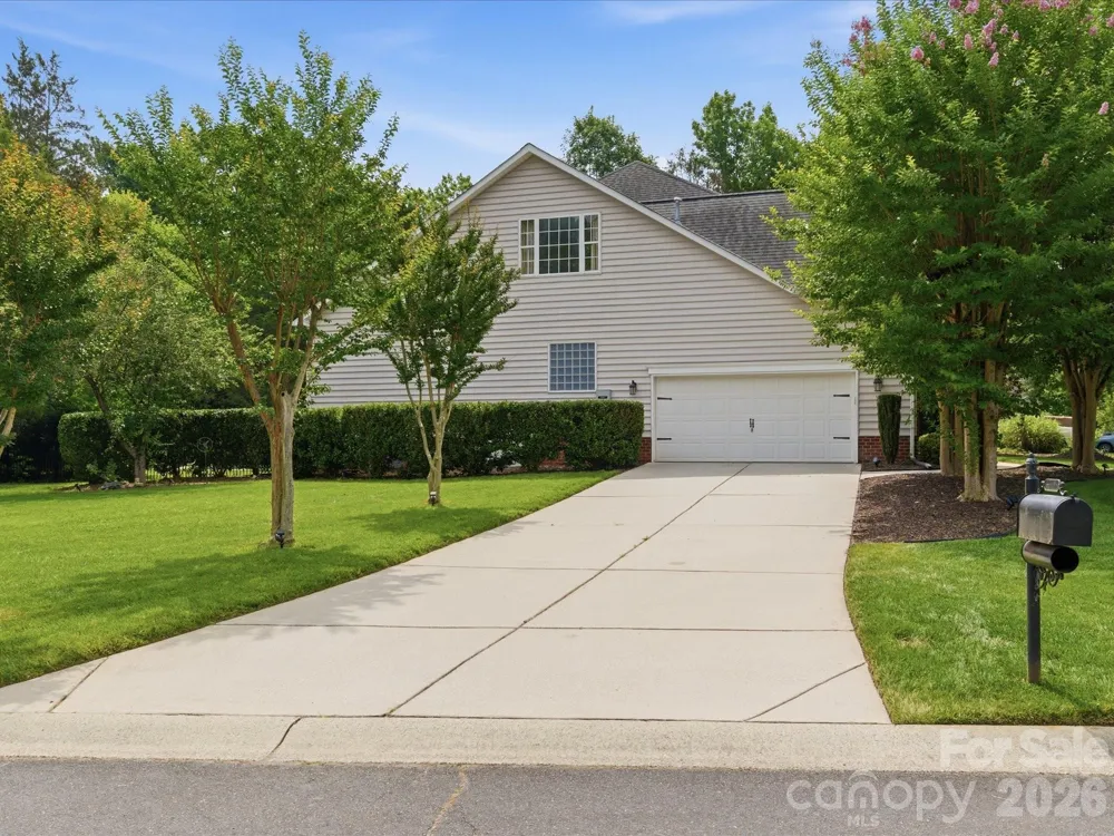 8603 Tintinhull Lane Waxhaw, NC 28173