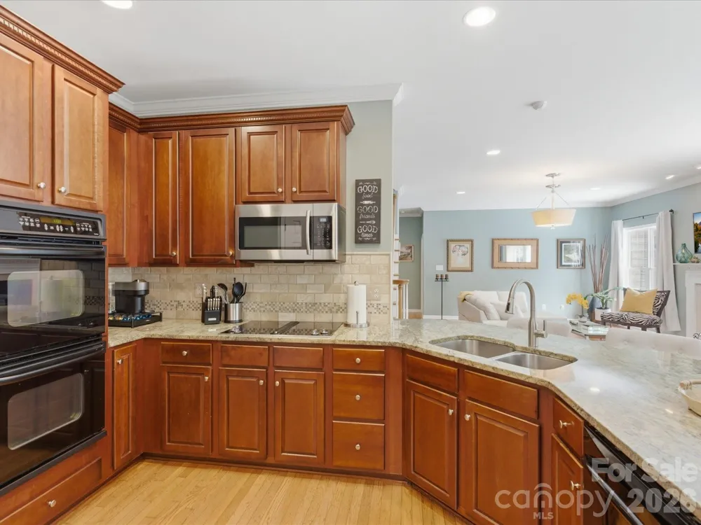 8603 Tintinhull Lane Waxhaw, NC 28173