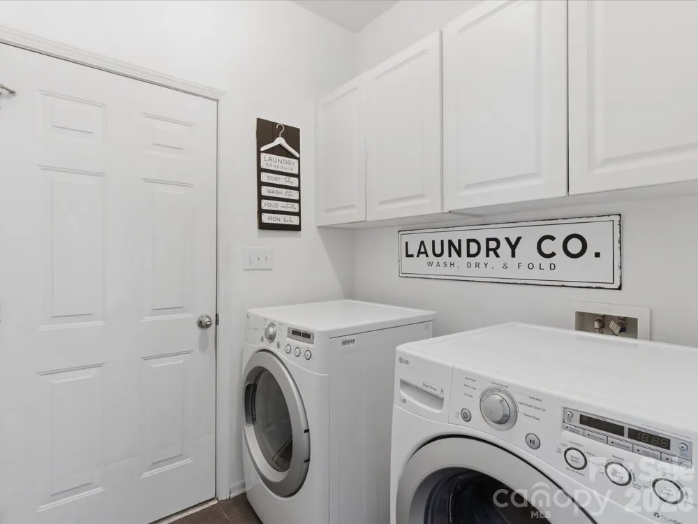8603 Tintinhull Lane Waxhaw, NC 28173