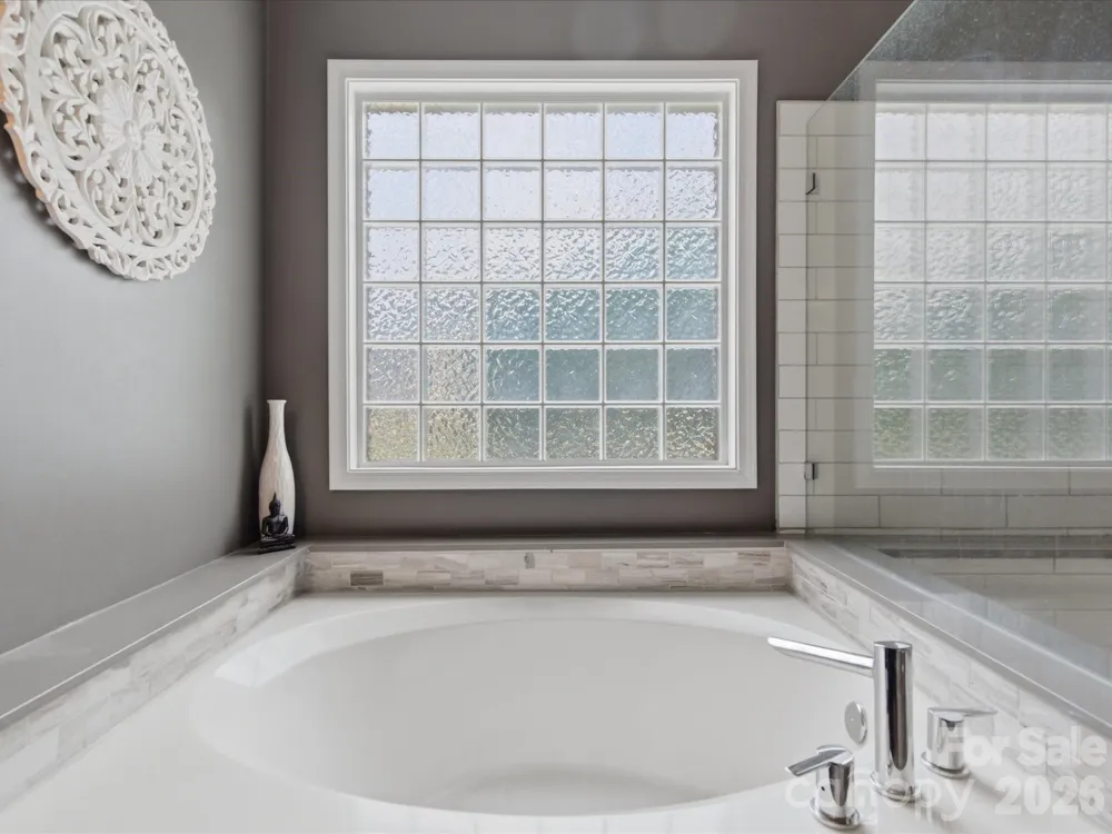 8603 Tintinhull Lane Waxhaw, NC 28173
