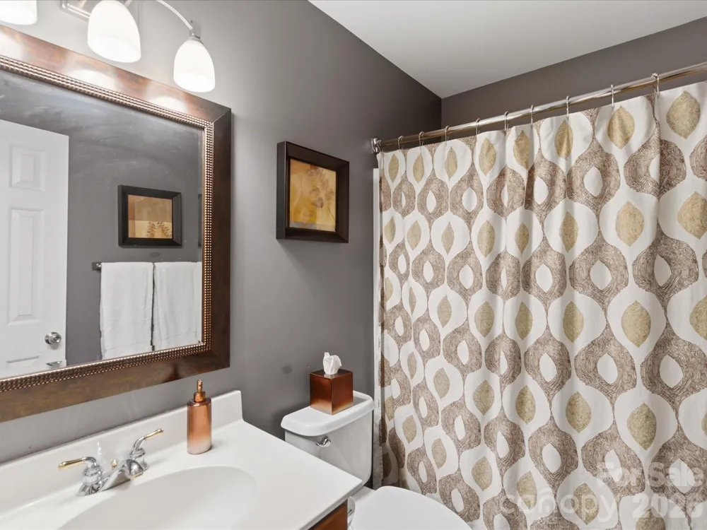 8603 Tintinhull Lane Waxhaw, NC 28173