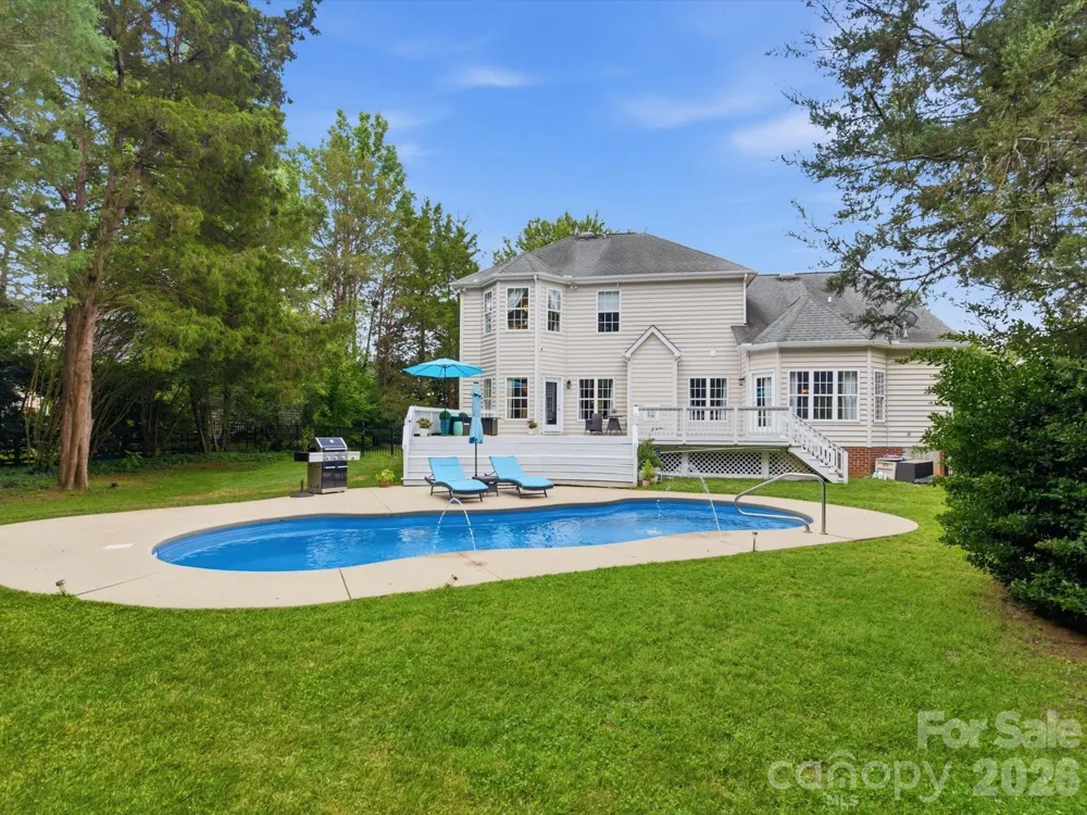 8603 Tintinhull Lane Waxhaw, NC 28173