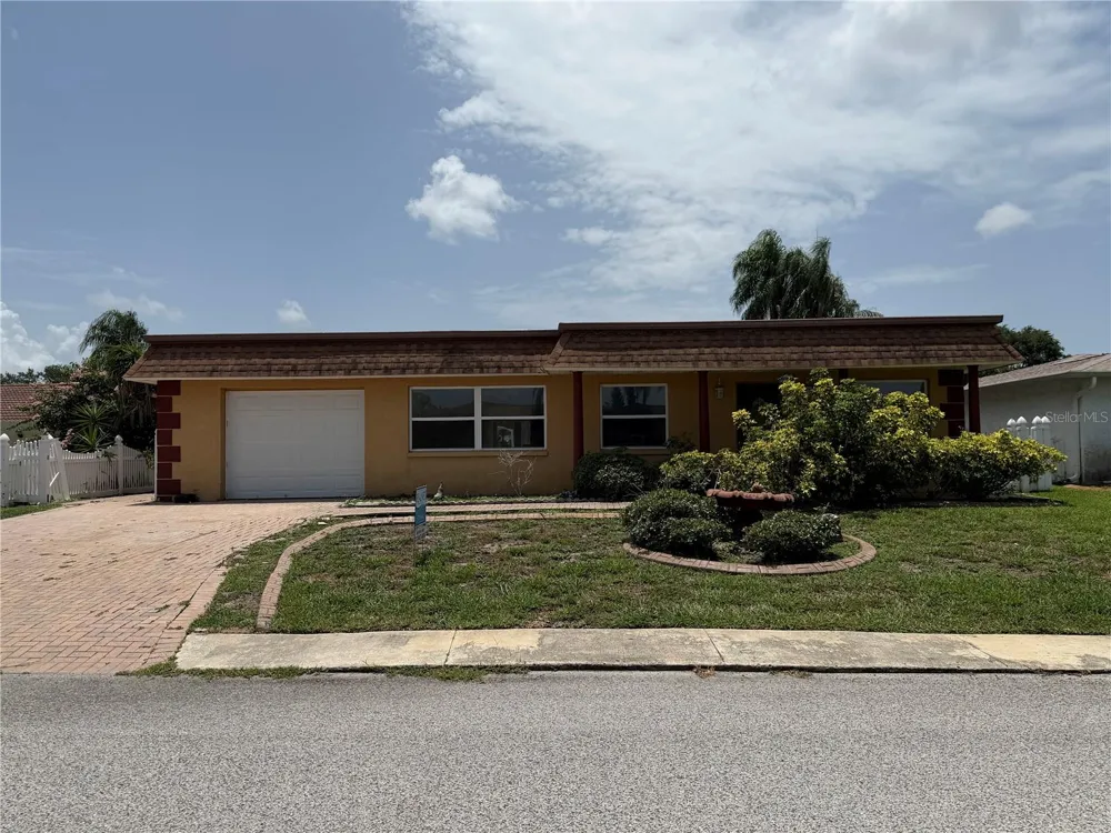 4138 STAR ISLAND DRIVE Holiday, FL 34691