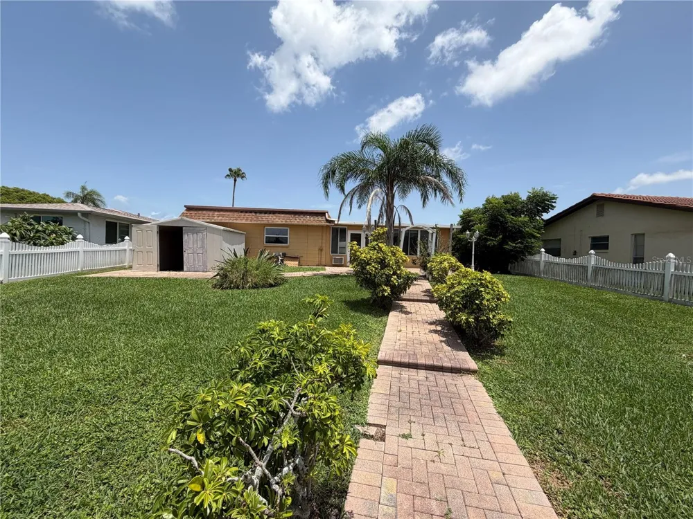 4138 STAR ISLAND DRIVE Holiday, FL 34691